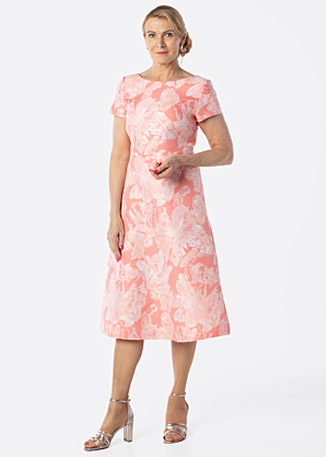 Kairi Vilderson kleita