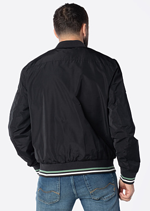 Mustang Bomber tipa jakas