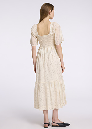 Selected kleita Dora