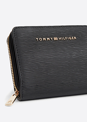 Tommy Hilfiger naudas maks Modern Med Flap kastītē