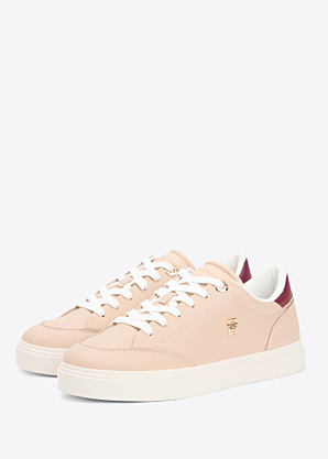 Tommy Hilfiger kedas Chic