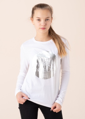 Only T-krekls ar garām piedurknēm