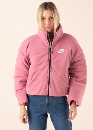 Nike Ziemas virsjaka