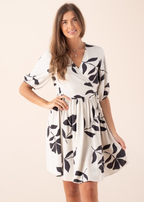 Selected kleita Rami