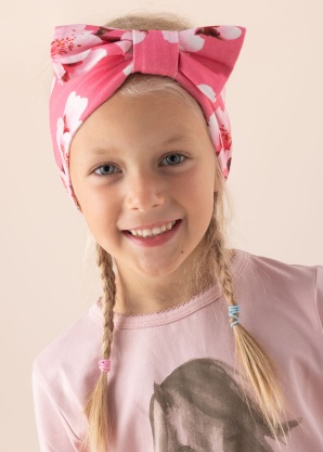 Lenne galvas saite Karen