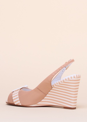 Loretta Vitale ādas kurpes