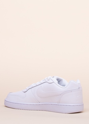 Nike kedas Ebernon Low