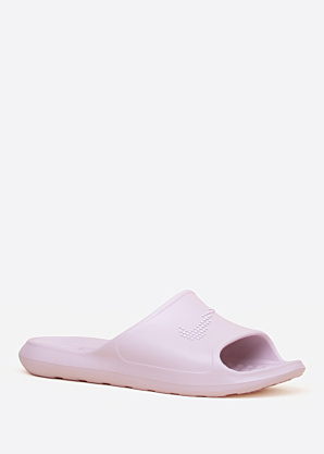 Nike baseina iešļūcenes