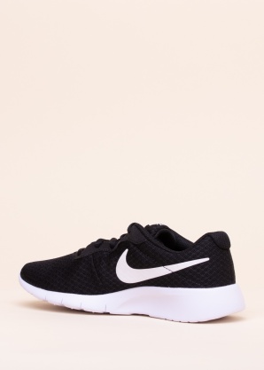 Кроссовки Tanjun Nike