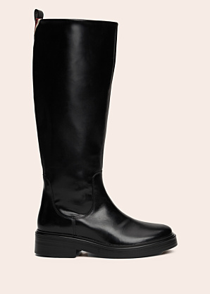 Tommy Hilfiger zābaki