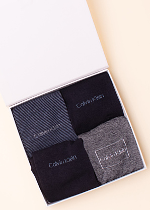 Calvin Klein zeķes 4 pāri dāvanu kastītē