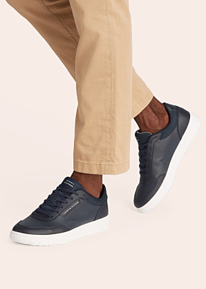 Tommy Hilfiger kedas