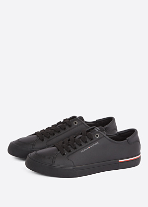 Tommy Hilfiger kedas