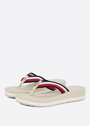 Tommy Hilfiger iešļūcenes