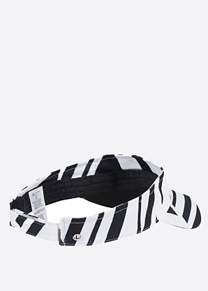 Luhta cepure ar nagu Naapala