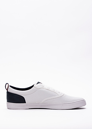 Bugatti kedas Sonoma