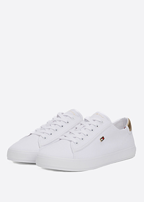 Tommy Hilfiger kedas