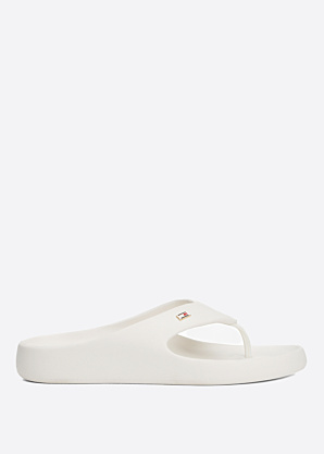 Tommy Hilfiger iešļūcenes