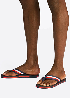 Tommy Hilfiger iešļūcenes