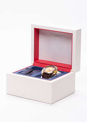 Bulova rokas pulkstenis dāvanu kastītē