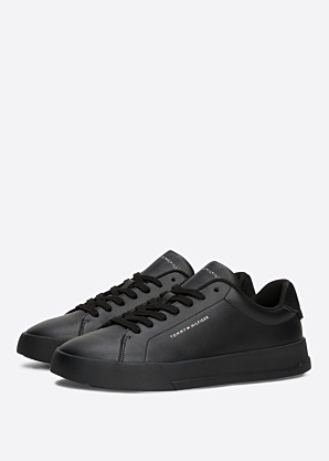 Tommy Hilfiger kedas