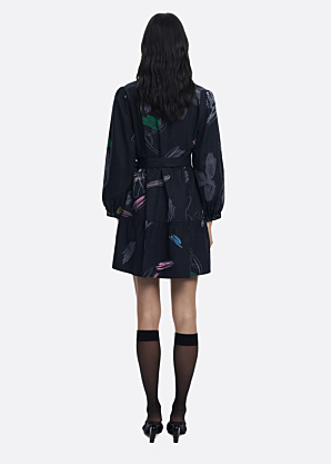 Desigual kleita Pisos