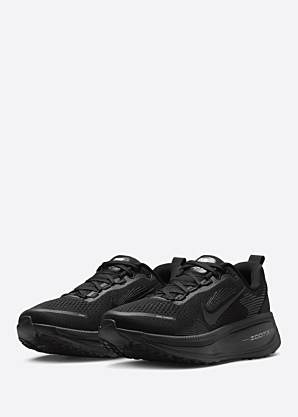 Беговые кроссовки Vomero 18 Nike