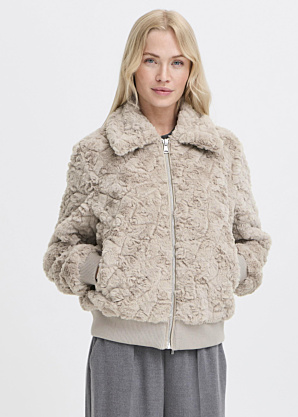 b.young pavasara-rudens jaka Anikea