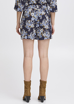 b.young bikses Joella