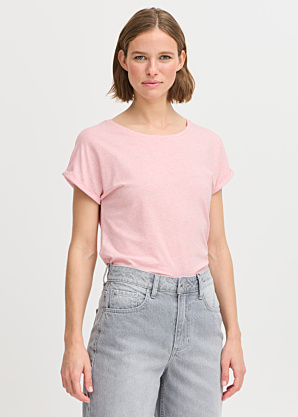 b.young T-krekls Pamila