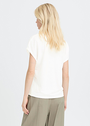 b.young blūze Pareesa