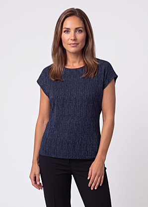 Kairi Vilderson tops