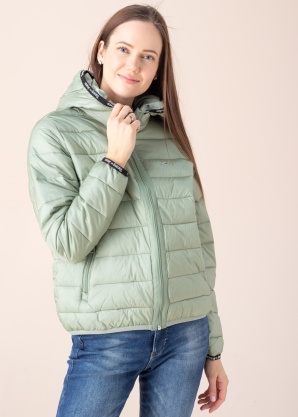 Весенне-осенняя куртка Tommy Jeans