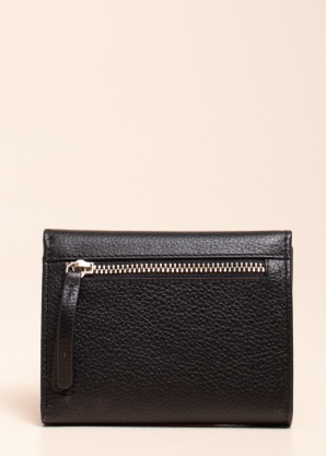 Bugatti naudas maks Linda