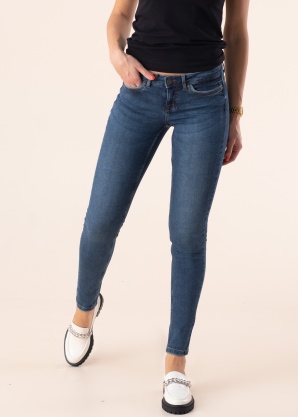 Джинсы Eve Noisy May