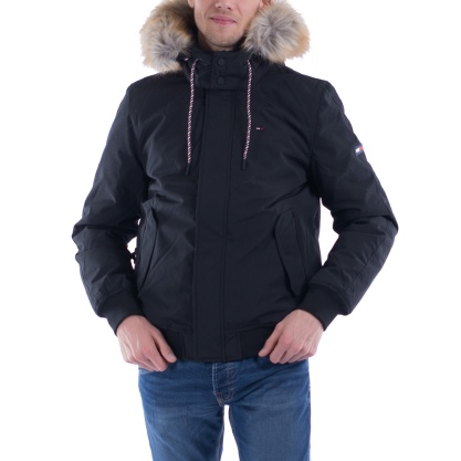 Tommy Hilfiger virsjaka