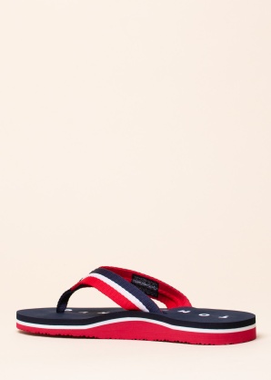 Tommy Hilfiger iešļūcenes