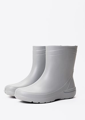 Camminare gumijas zābaki Roma