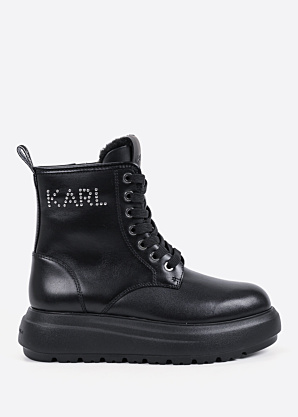Karl Lagerfeld puszābaki Katya