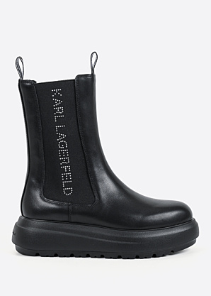 Karl Lagerfeld puszābaki Katya