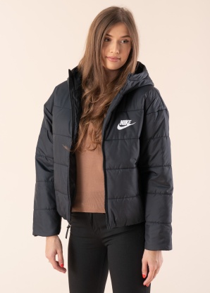 Nike ziemas jaka