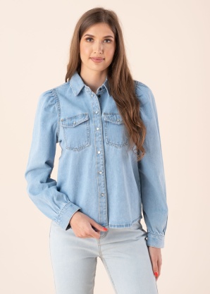 b.young blūze Keyla