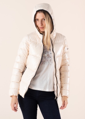 Champion pavasara-rudens virsjaka