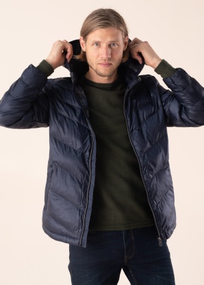 Guess pavasara-rudens virsjaka