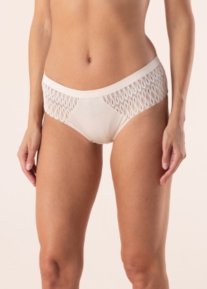 Triumph biksītes Aura Spotlight