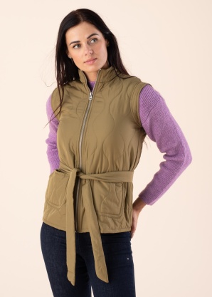 Vero Moda veste Emma