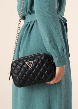 Guess plecu soma Giully